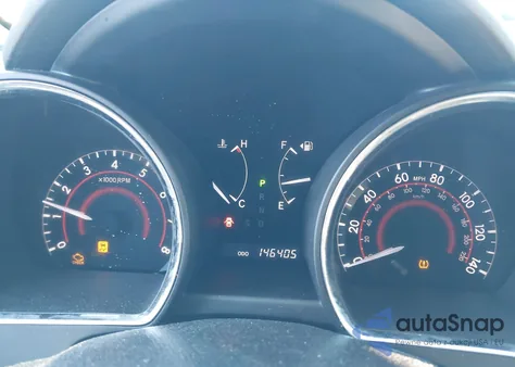 2010 Toyota Highlander Base V6 из США, поврежденный, VIN 5TDBK3EH3AS027713